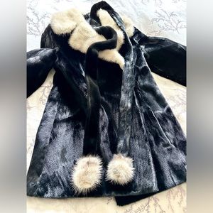 Black and Cream Genuine Fur Coat (Beaver) with matching Belt
